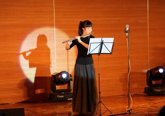 简单创意年会节目